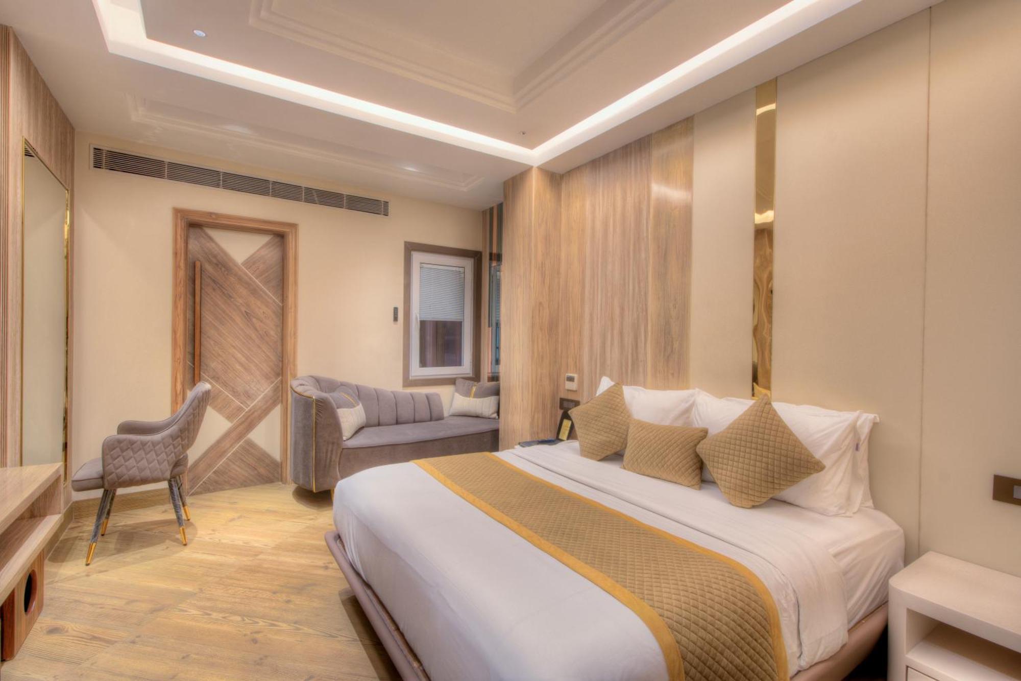Empire Suites, Nueva Delhi Exterior foto